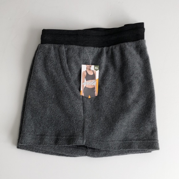 AVIA | Reverse Fleece Shorts - Picture 5 of 9